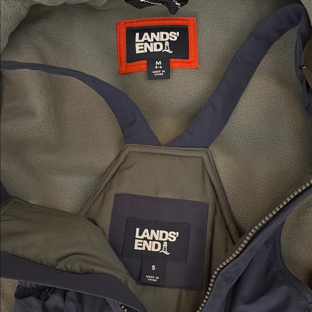 Lands’ End kids snow jacket and bib - Picture 8 of 8
